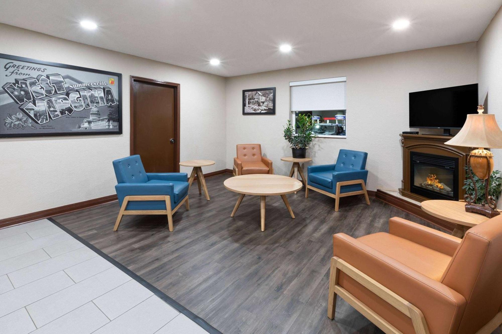 Super 8 by Wyndham Summersville Eksteriør billede