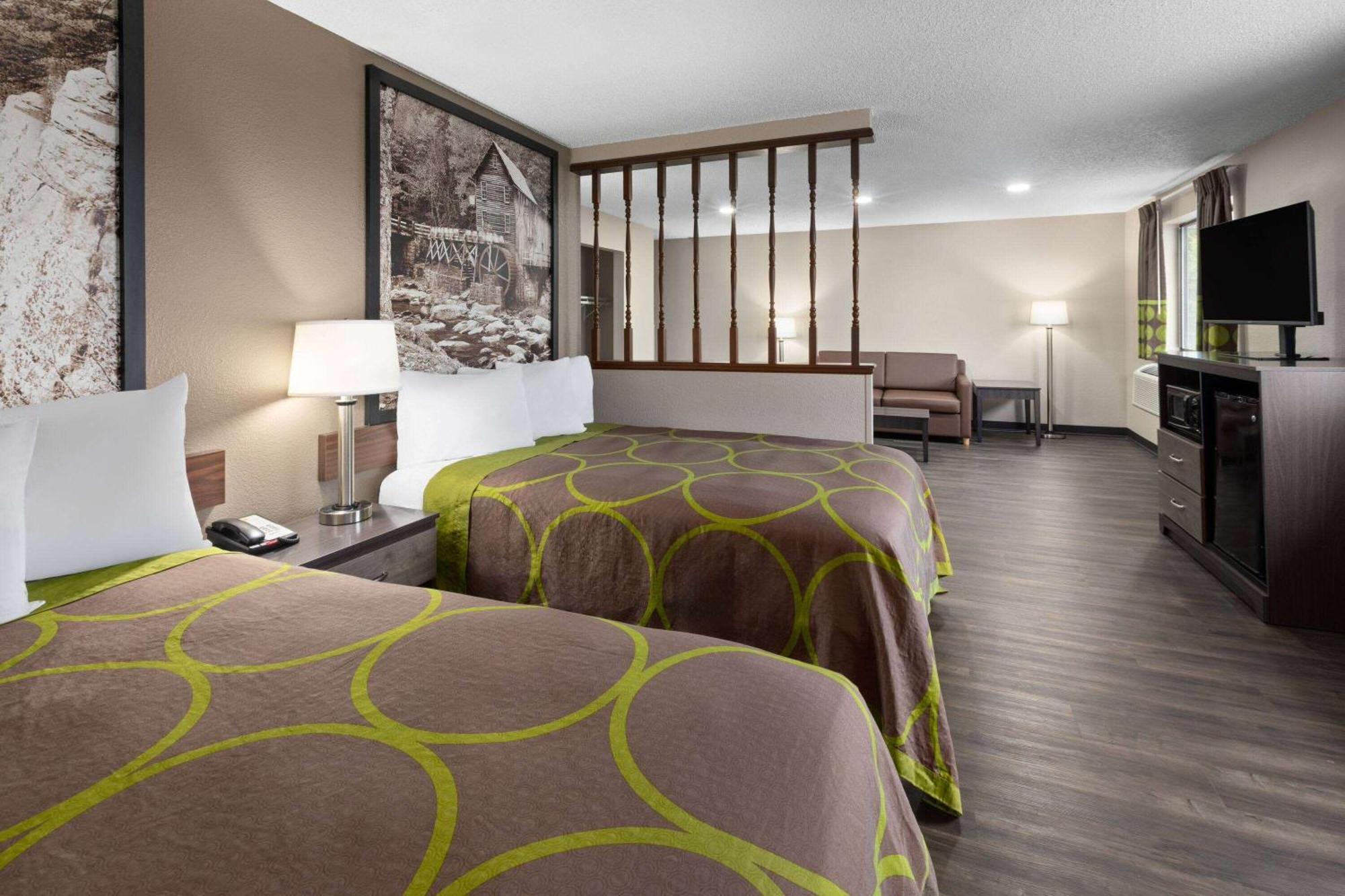 Super 8 by Wyndham Summersville Eksteriør billede